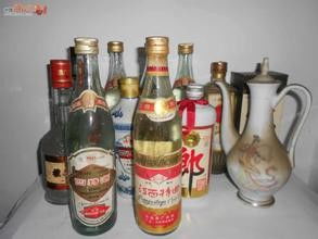 专业上门回收服务 冬虫夏草、名酒、黄金与烟酒一站式解决方案